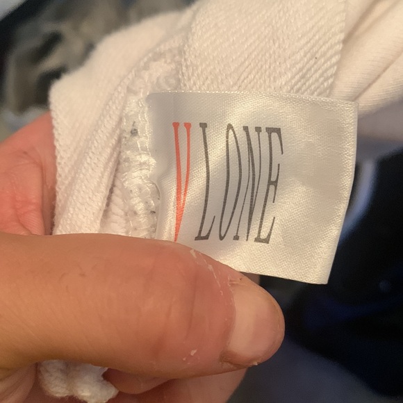 VLONE hoodie - Picture 4 of 5